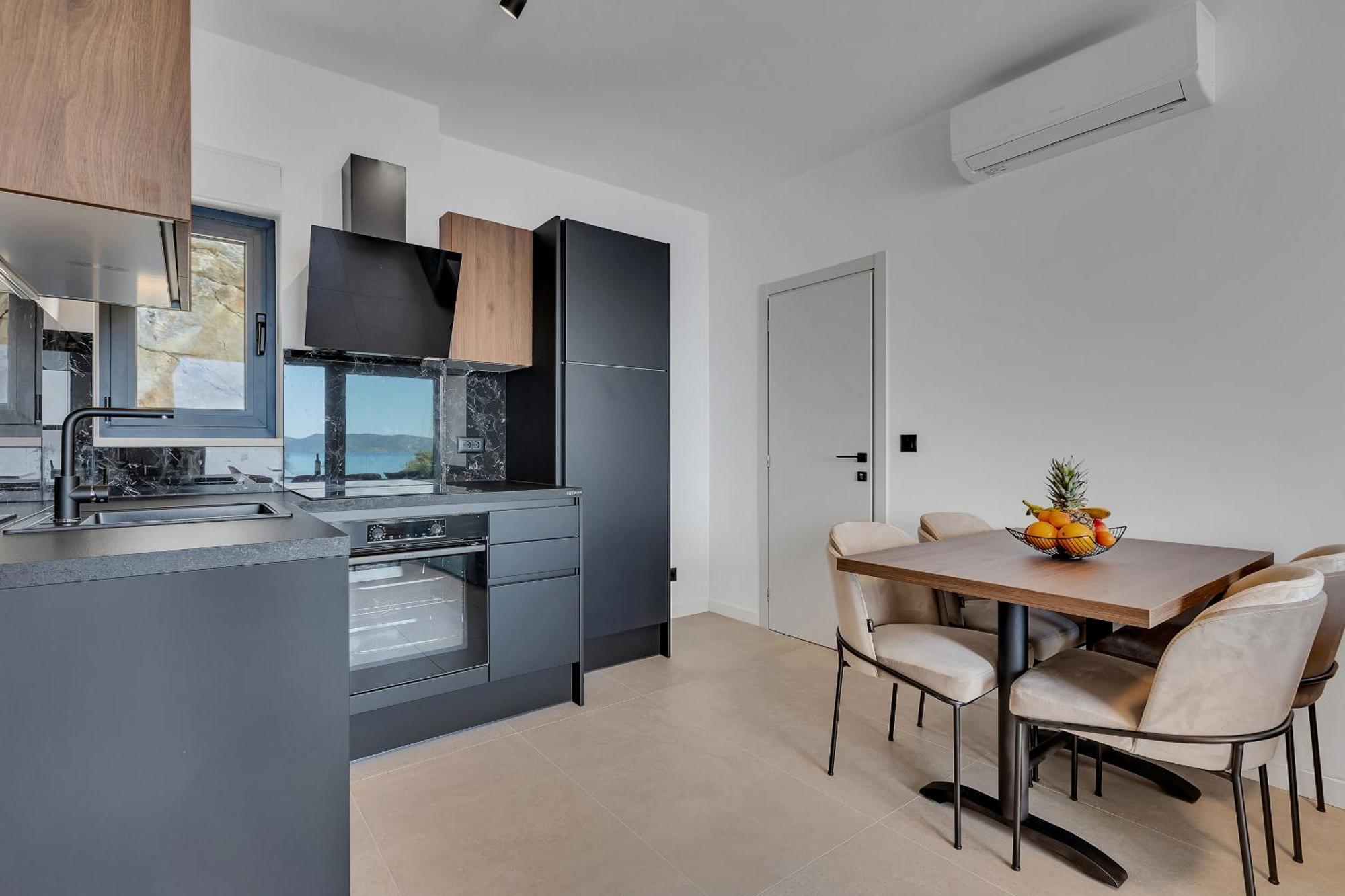 Villa Lito - Only 50M From Sea! - Makarska Exklusiv Brela Zewnętrze zdjęcie